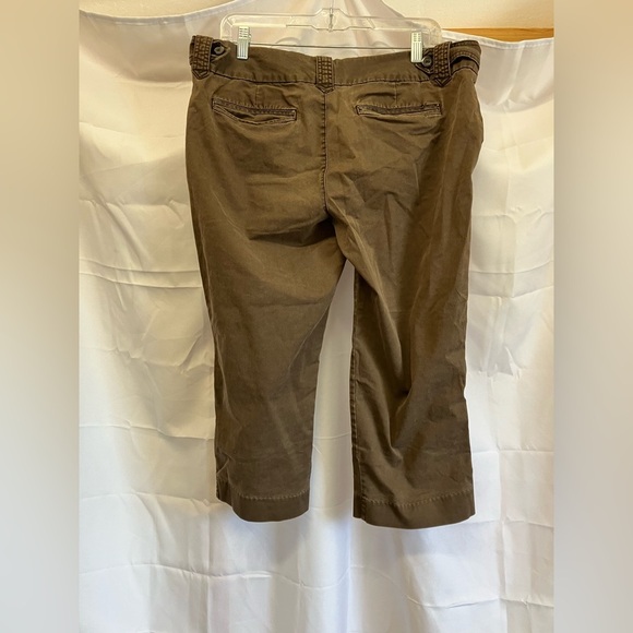 Old Navy Low Waist Stretch Pants - Picture 2 of 3